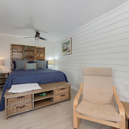 Tides Inn On The Bay Vacation Homes Bradenton Beach Exterior foto